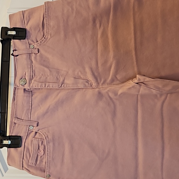 *NWT* Gloria Vanderbilt Amanda Heritage Fit Capri Pant - Picture 3 of 9